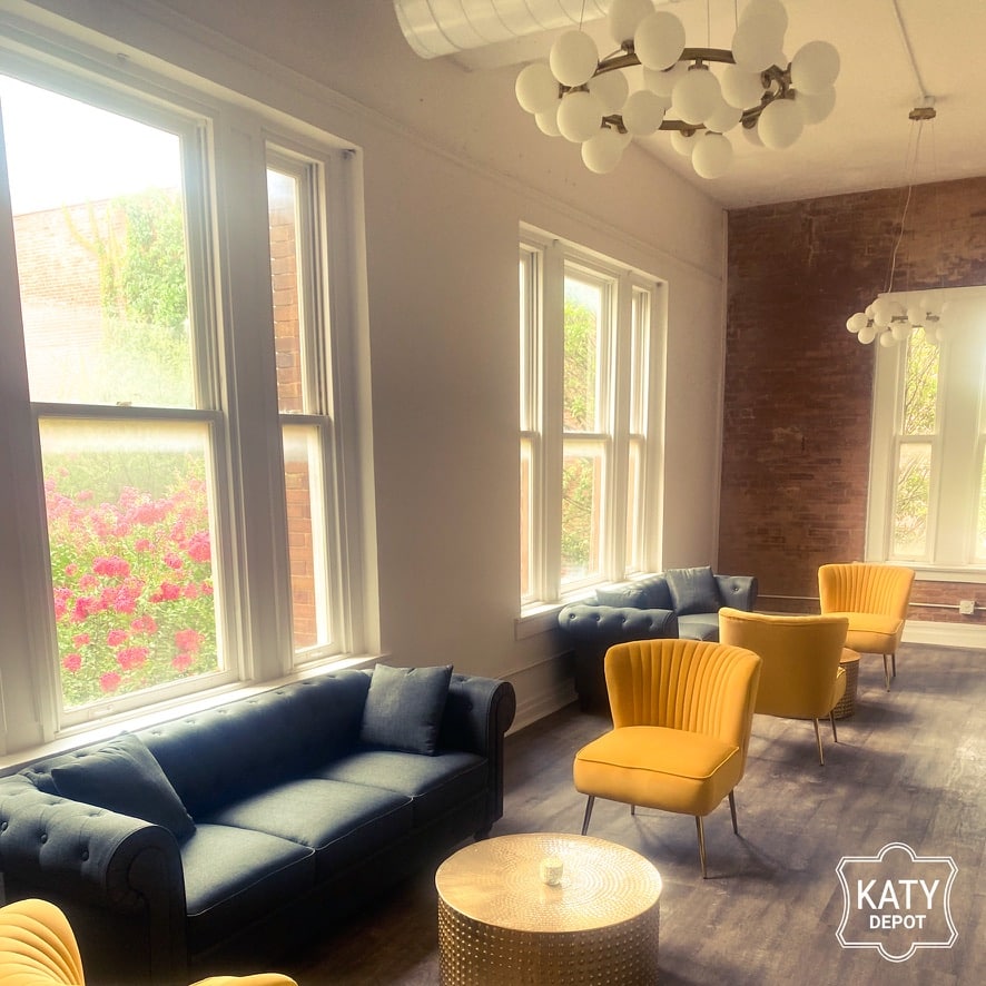 2CFEAC75-A93D-4777-9AAA-6F8471C36B12_1_105_c